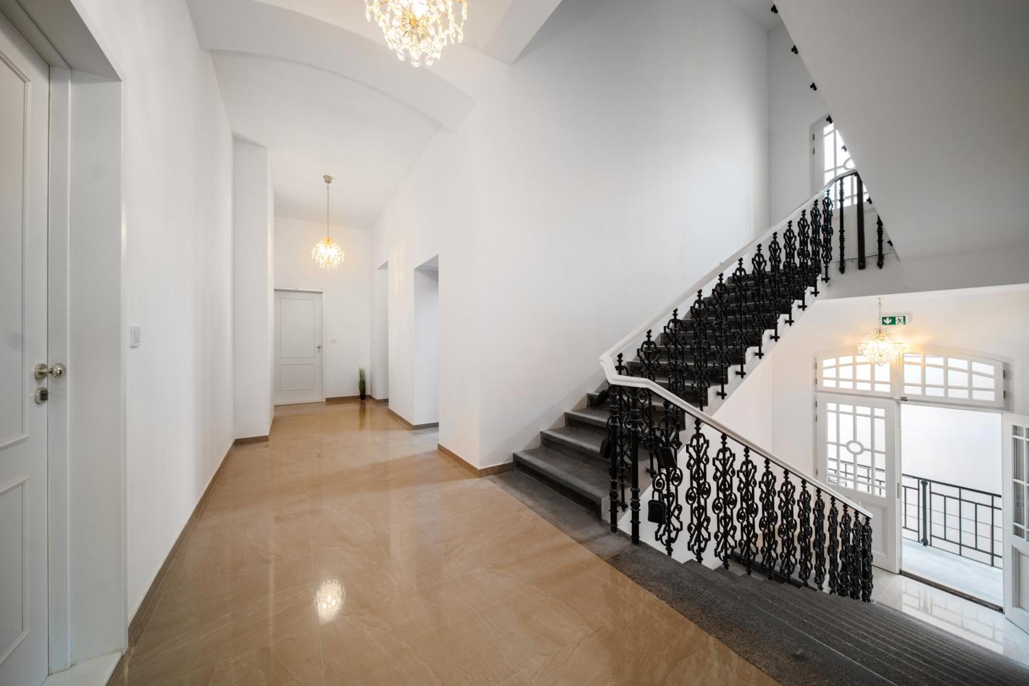 Cavallo Business 2bd Praag